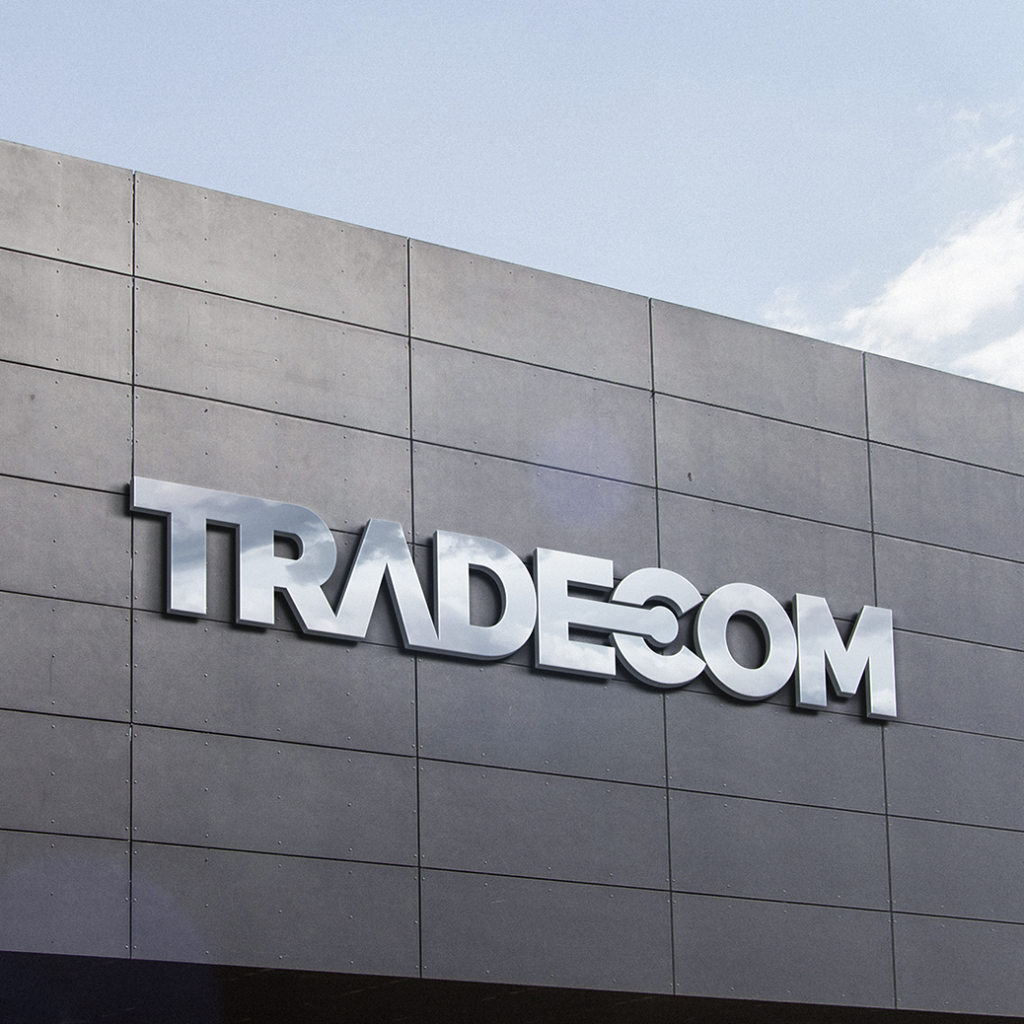 tradecom-signage-design